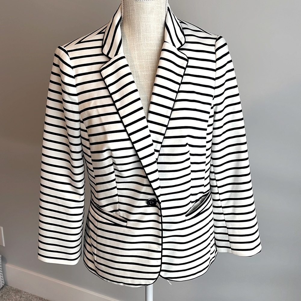 THE LIMITED - White/Navy Striped - 3/4 sleeve Lined Blazer